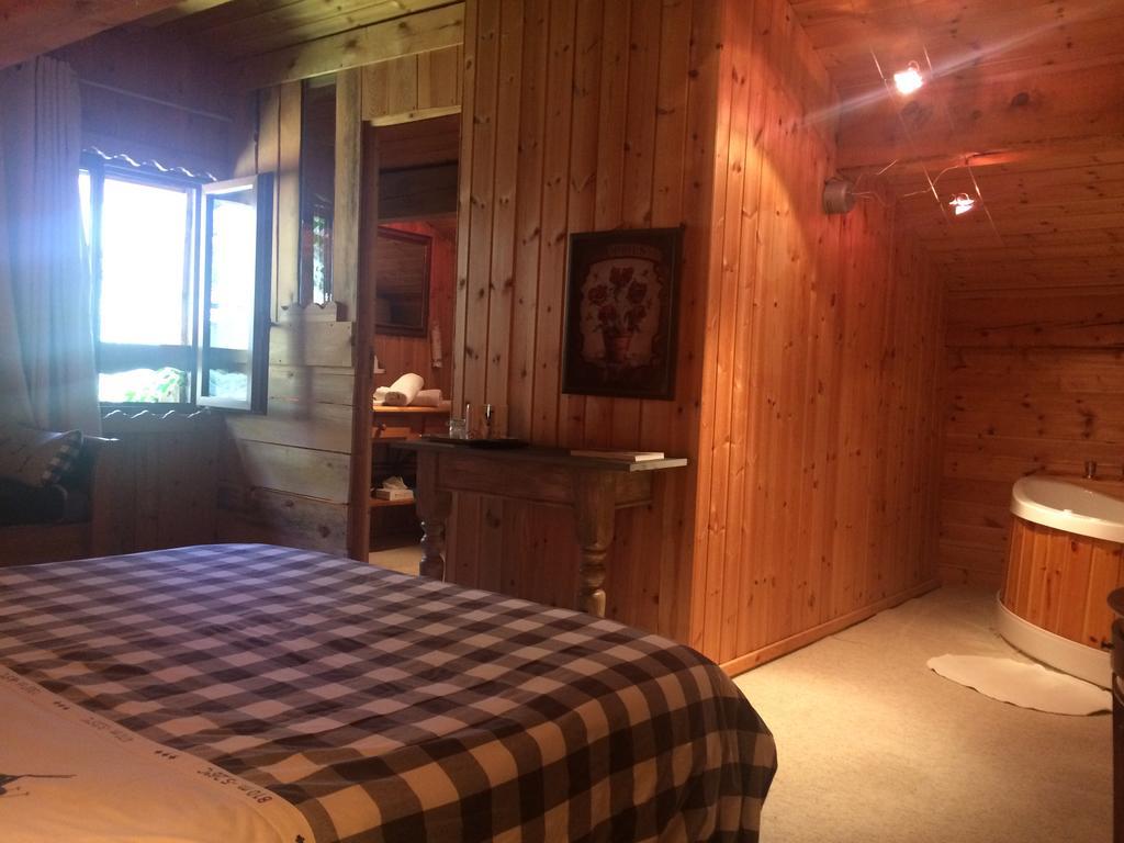 Chalet Pomme De Pin 5 Chambres 12 A 14 Personnes Formigueres Exterior photo